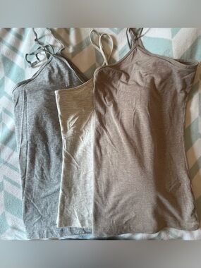 H&M 3 Pack Classic Cotton Blend Tank Tops in Heather Gray, Oatmeal, Light Brown